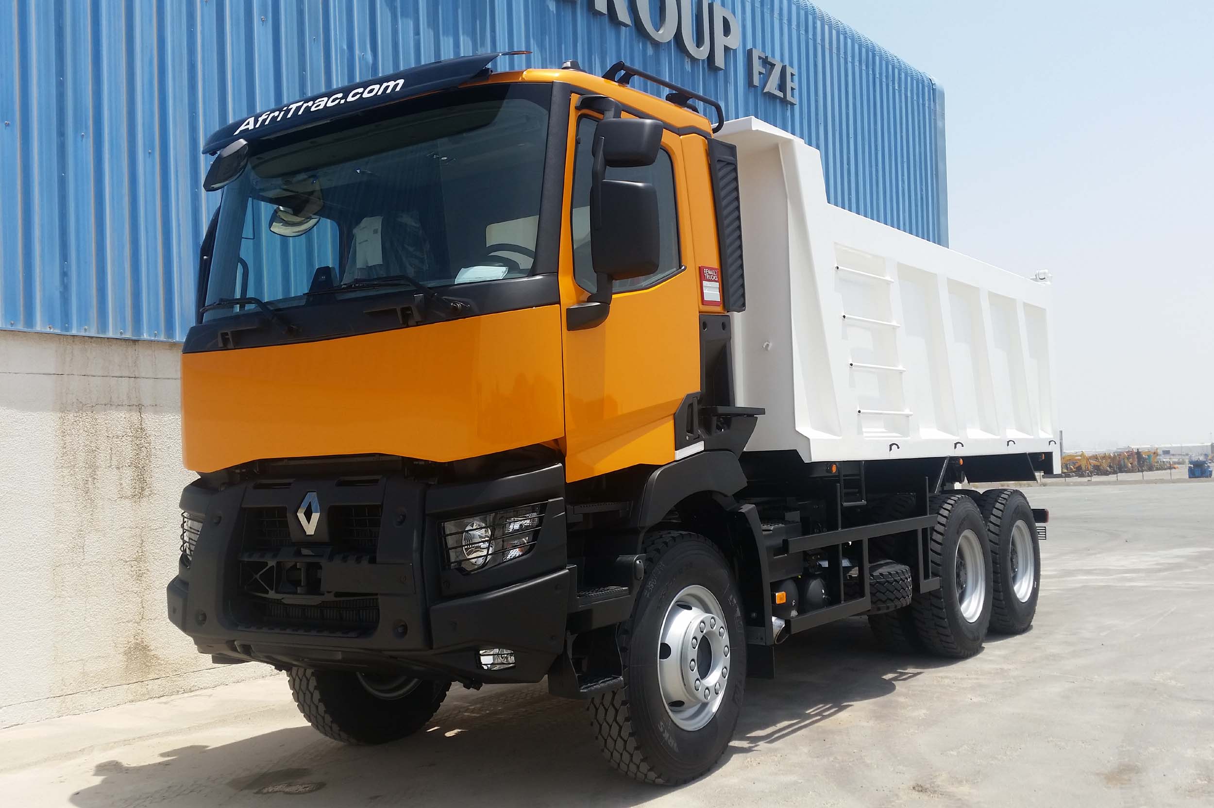 RENAULT K 380 6X4 TIPPER 18CBM